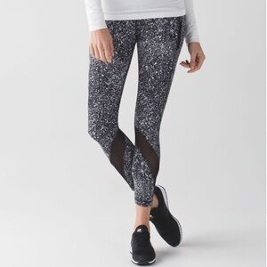 Lululemon‎ Inspire Tight II Splatter White Black Size 10
